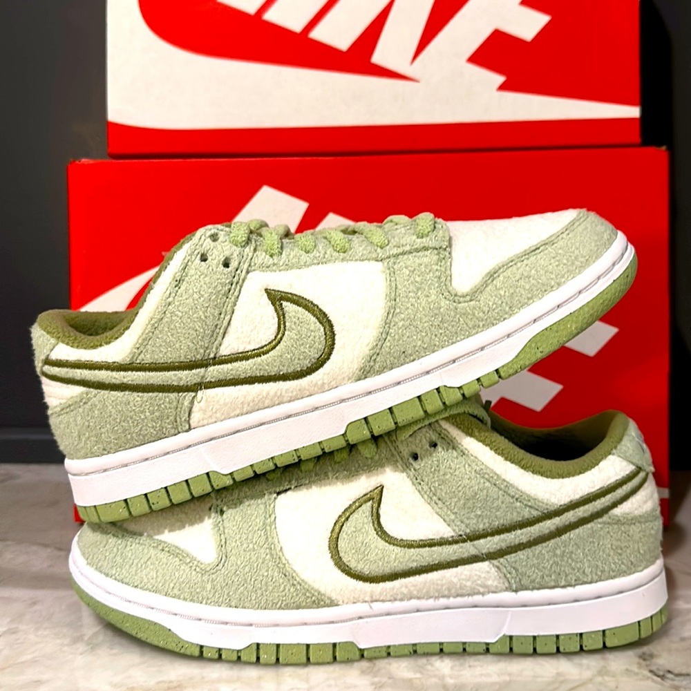 Nike Dunk Low SE W "Honey Dew" 6.5